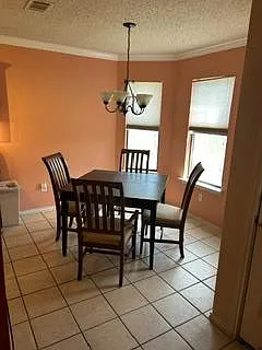 3 bed, 2.5 bath, 1694 sqft, $1,195 — Photo 4