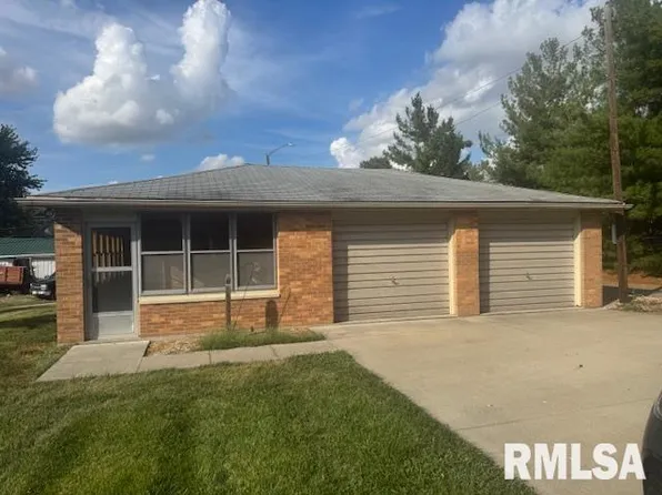 2317 Cedar St, Quincy, IL 62301