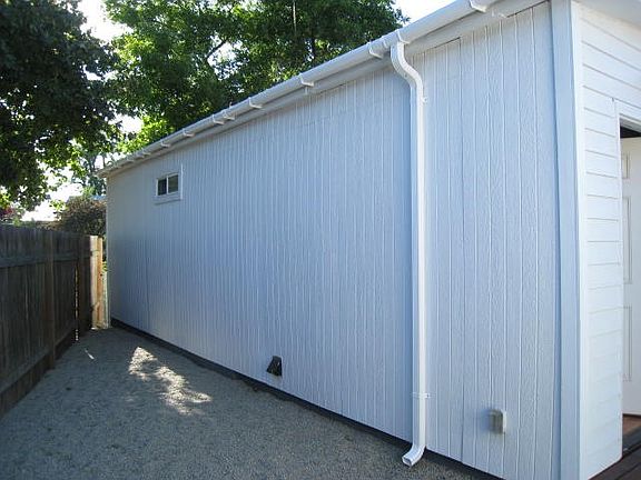 5th image of 1404 E Lacrosse Ave