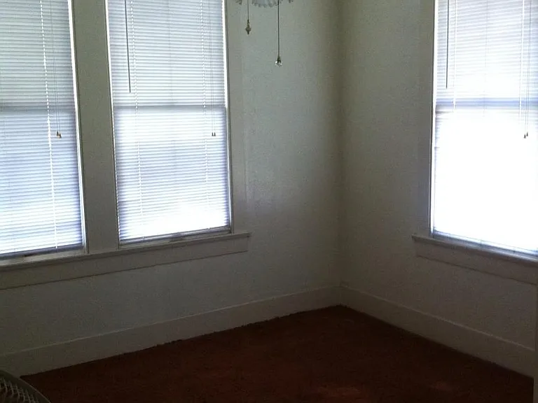 1st Bed Room
