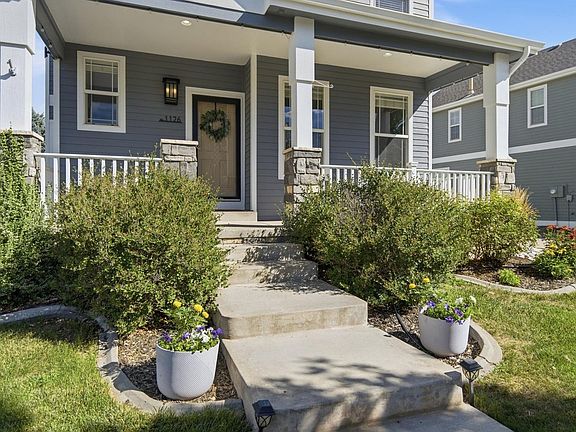 4th image of 1126 Crescent Dr