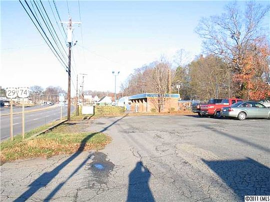 2nd image of 6851 W Wilkinson Blvd