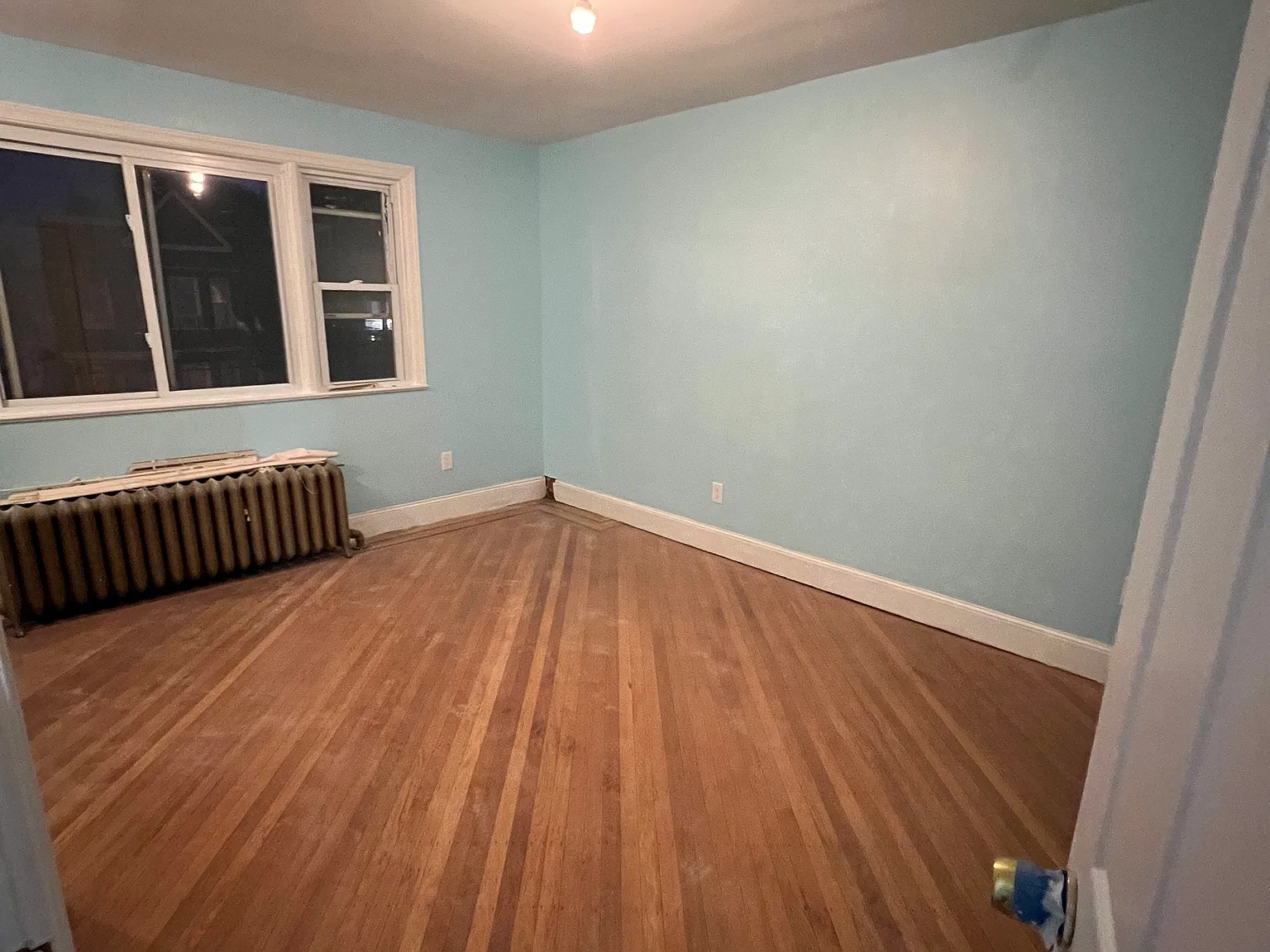 271 Ege Ave — Photo 3