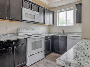 3887 W 7th Ave APT B110, Kennewick, WA 99336