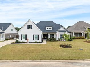 2608 Cool Stone Bend Dr, Auburn, AL 36832