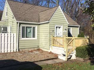 533 N Rocky River Dr, Berea, OH 44017