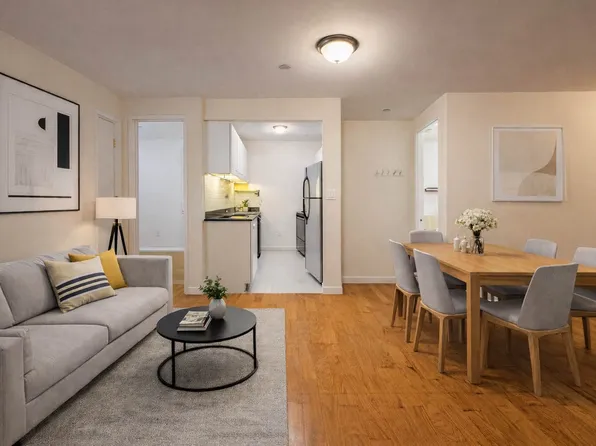 918 Metropolitan Avenue image 1 of 13