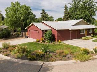 3764 W Pinehurst Dr, Boise, ID 83703