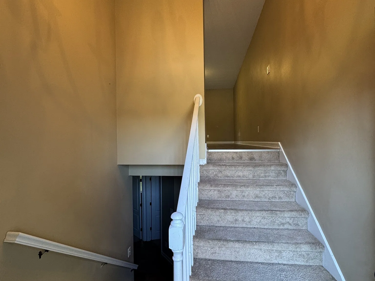 3 bed, 2.0 bath, 1208 sqft, $1,225 — Photo 4