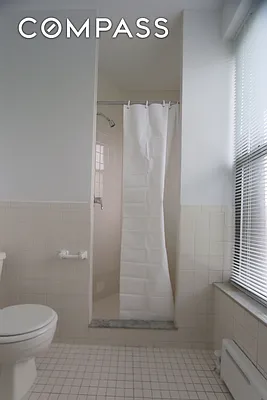 Rented by Compass | media 26