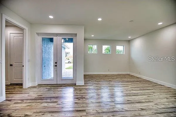 17434 Oro Ct — Photo 11