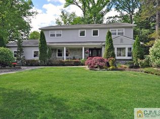 14 Hollis Rd, East Brunswick, NJ 08816