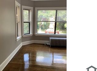 1305 W 82nd St APT 1, Chicago, IL 60620