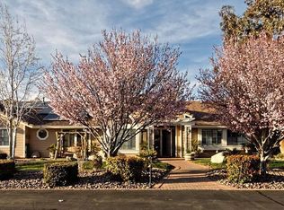 19094 Cronese Ln, Apple Valley, CA 92308