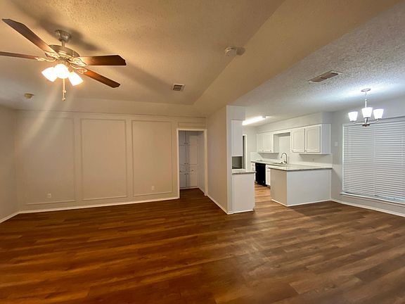 5th image of 760 Hampshire Dr