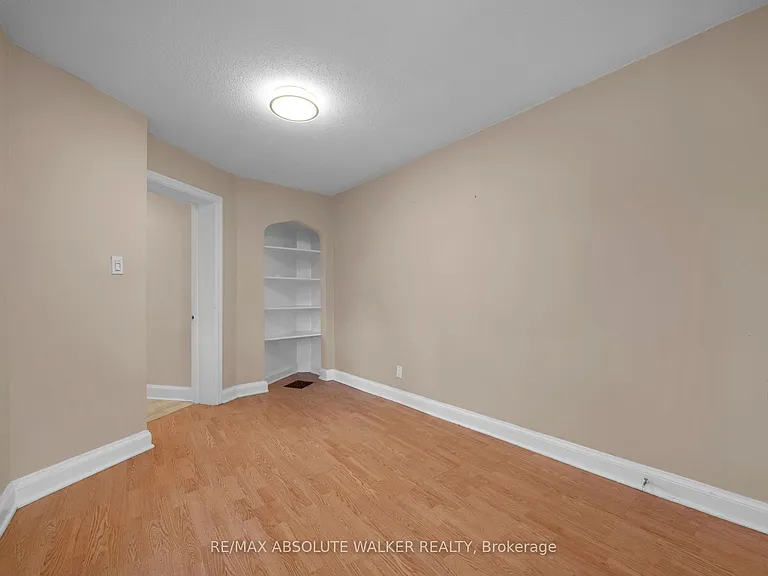 131 Dagmar Ave #3 — Photo 25