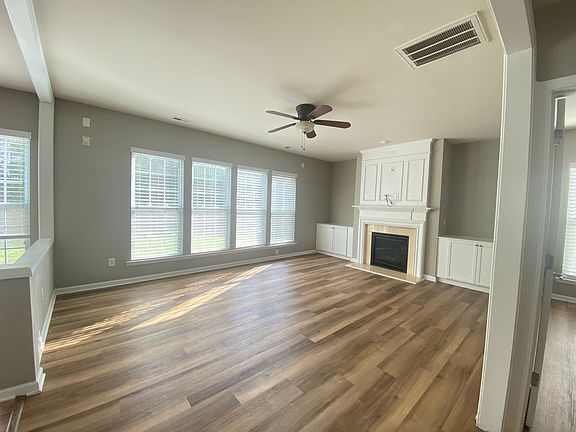 4th image of 204 Euphoria Cir