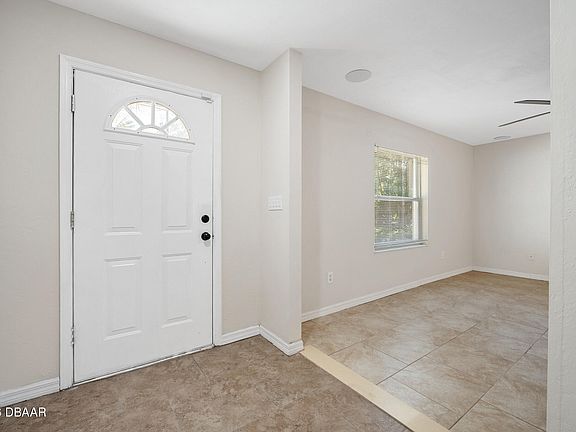 4th image of 6 Big Horn Pl