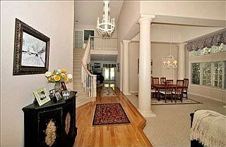 3rd image of 4950 Beauchamp Ct