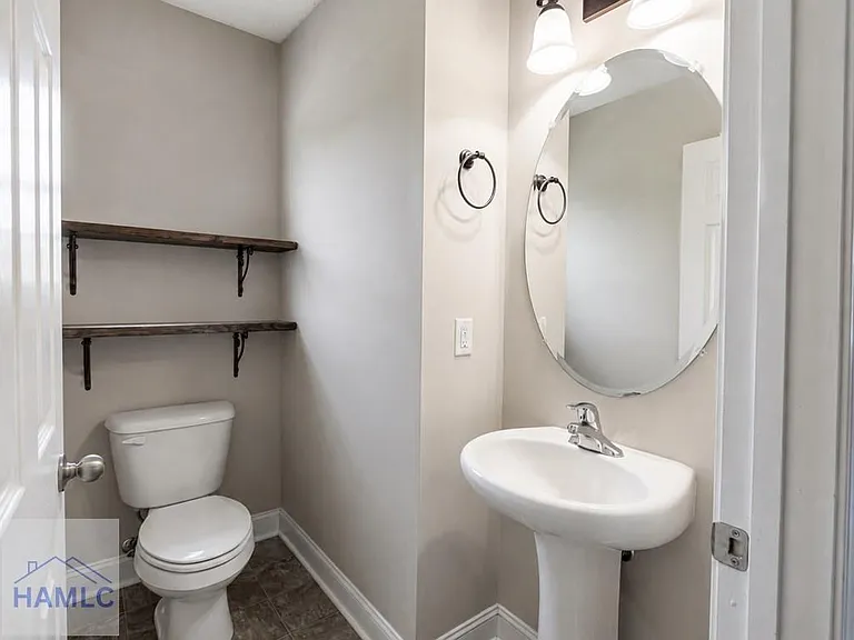 1106 Creekside Cir — Photo 14
