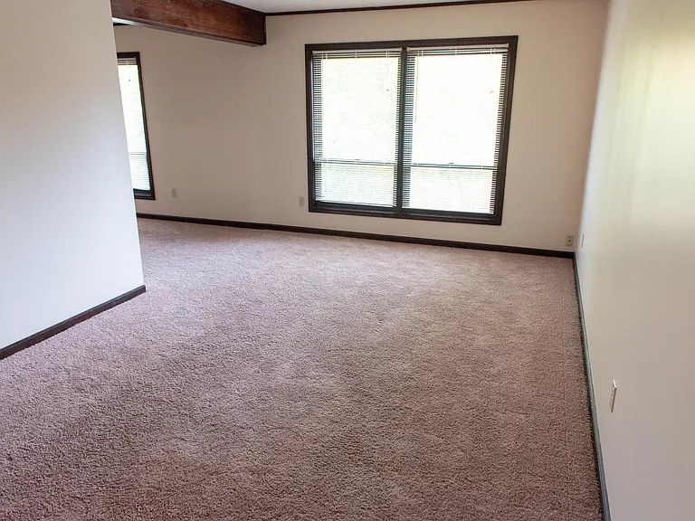 Cedar Point Apartments — Photo 18