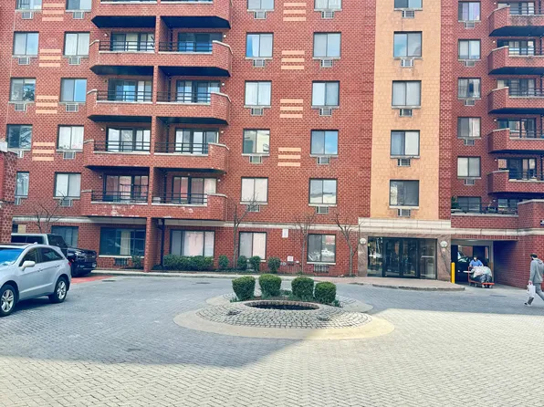 137-02 Northern Blvd #7AA, Flushing, NY 11354