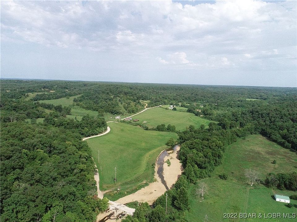 1st image of 207 Blue Springs Dr