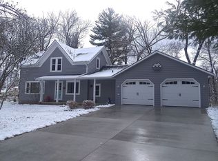 417 Allen St, Cambridge, WI 53523