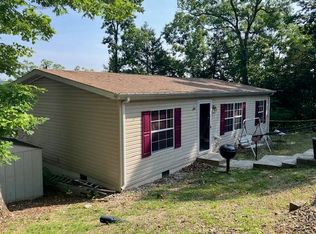 196 Holly Cir, Rockaway Beach, MO 65740
