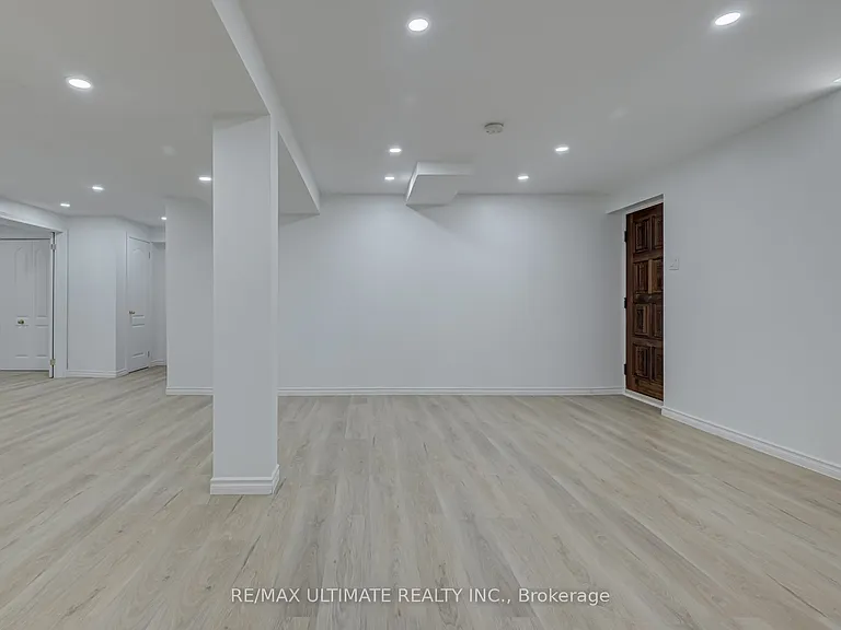 5 Bayswater Ave — Photo 14