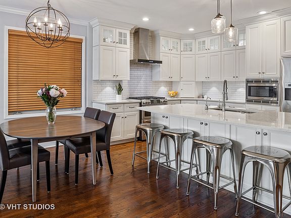 3rd image of 1426 N Cleveland Ave #1