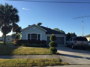709 Roselyn Ave, Fort Pierce, FL 34982