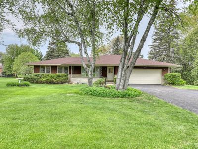 955 Verdant Dr, Elm Grove, WI, 53122