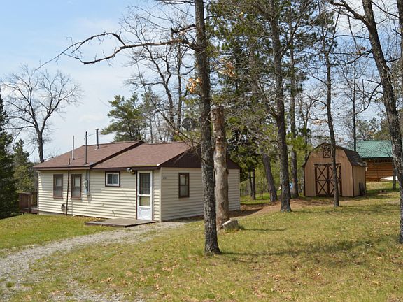 2nd image of 832 E Hillcrest Dr