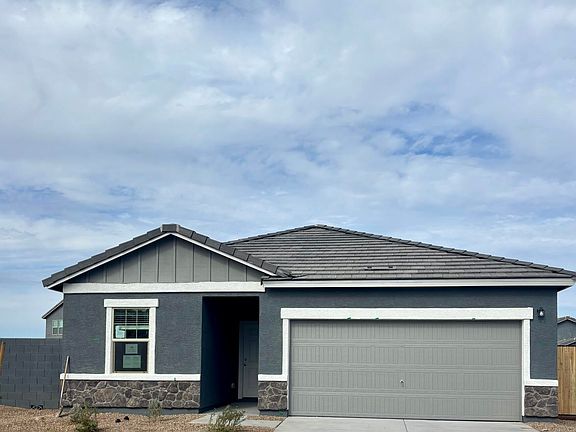 2nd image of 5502 E IRIS Drive