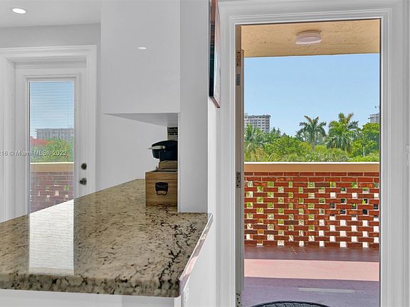 3rd image of 2731 NE 14th Street Cswy APT 426