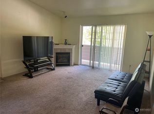 1001 W Casino Rd APT C203, Everett, WA 98204