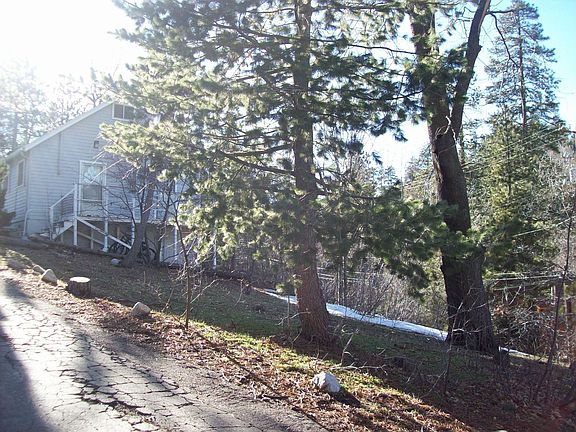 4th image of 22659 Seeley Dr