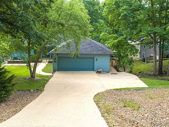 2nd image of 490 Waterfowl Rd