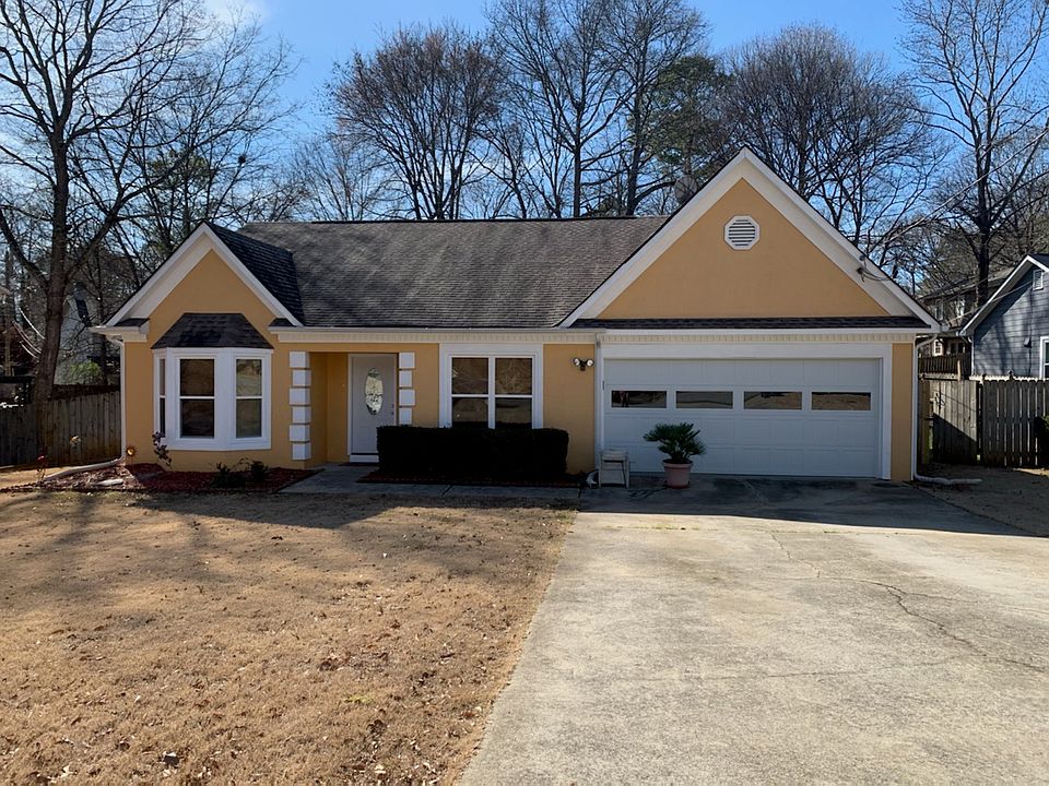 1st image of 1060 Park Creek Cir