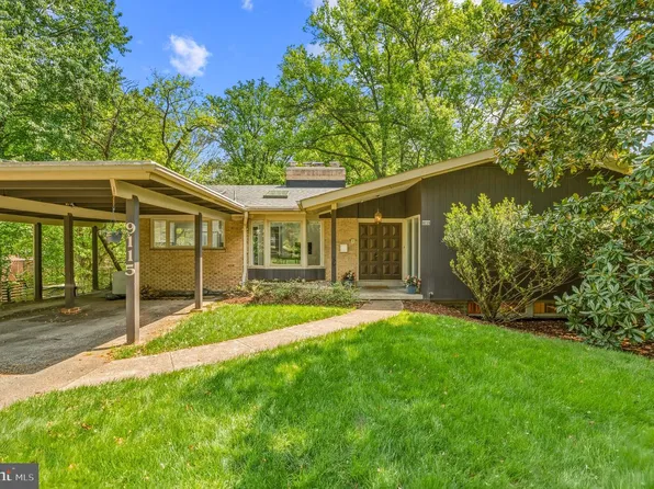 9115 Le Velle Dr, Chevy Chase, MD 20815