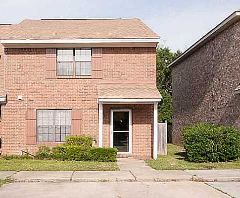 5th image of 944 Jefferson Dr