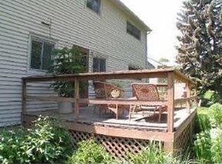 2731 Columbia Dr, Endwell, NY 13760