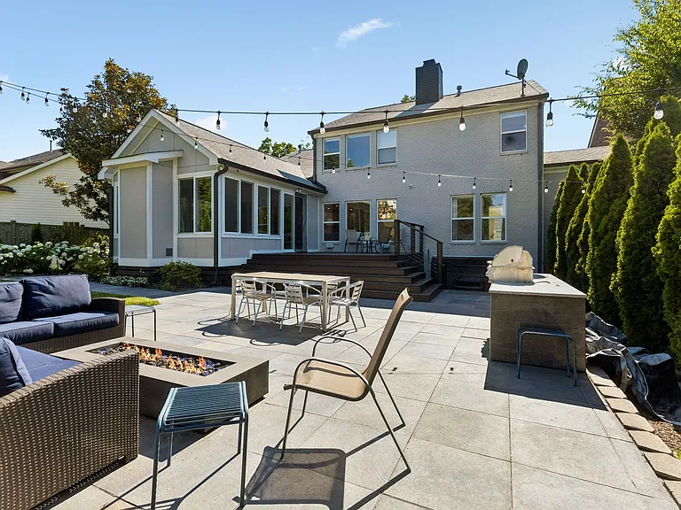 3926 Vailwood Dr — Photo 53