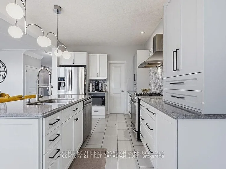 464 Jessica Way — Photo 18