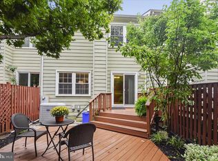 6134 Old Brentford Ct, Alexandria, VA 22310