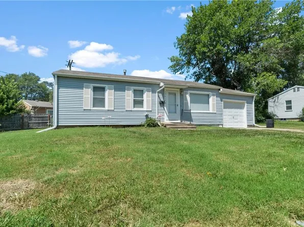 13612 12th St, Grandview, MO 64030