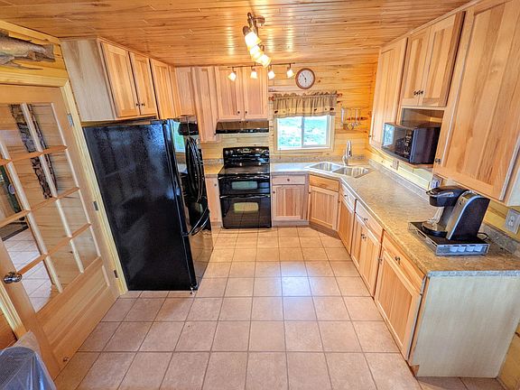 2nd image of 20420 Slawick Dr