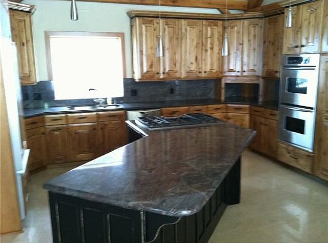 2nd image of 7420 Pinebrook Rd