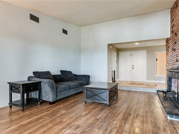 3rd image of 3695 Holly Vista Dr